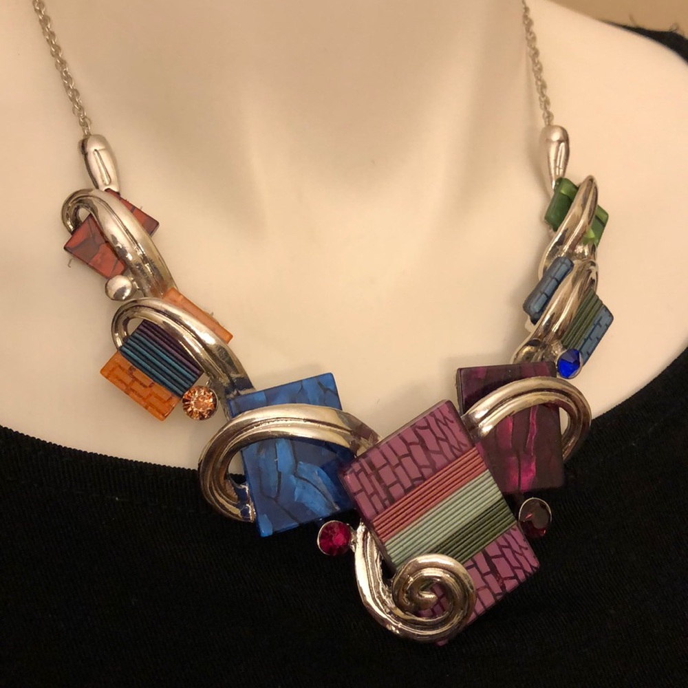 Gorgeous, Unique Silver-Tone Statement Necklace - image 3